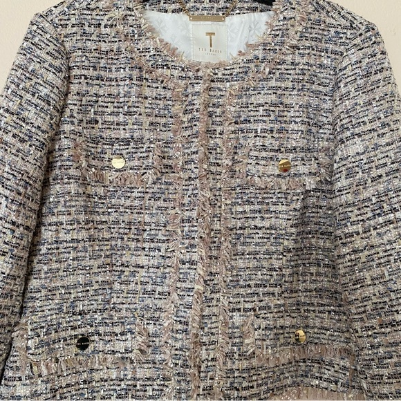 NWT TED BAKER LONDON 
Renata Tweed-Effect Fray-Detail Woven Boucle Jacket - Picture 4 of 16